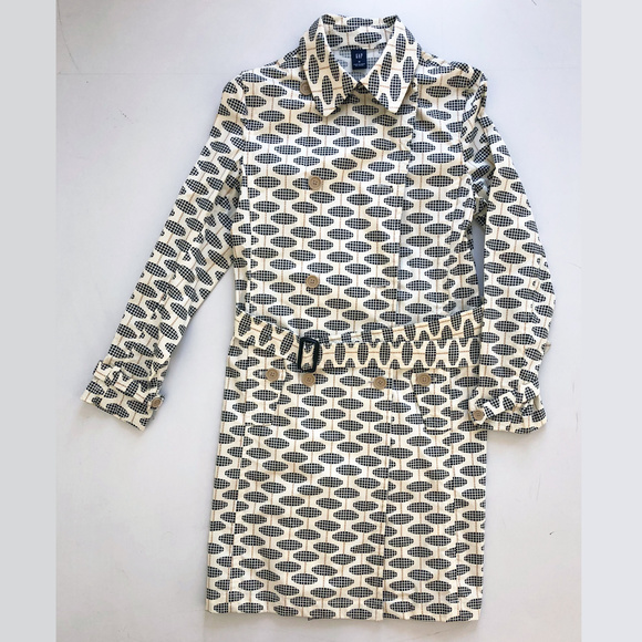 Gap Mod Trench - NWOT - Picture 2 of 5